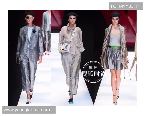 足球场上的绅士风采：正装球星如何演绎优雅与力量的完美结合