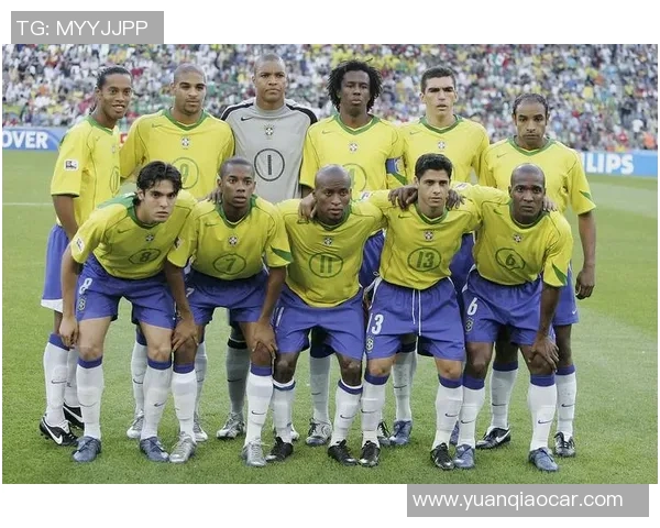 足球明星三子兵：聚焦那些拥有三个孩子的传奇球员家庭故事