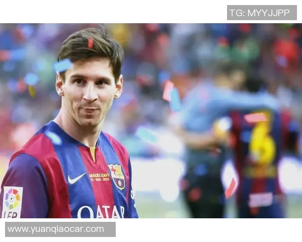 足球巨星风采展示：领略世界顶级球员的巅峰瞬间与赛场辉煌